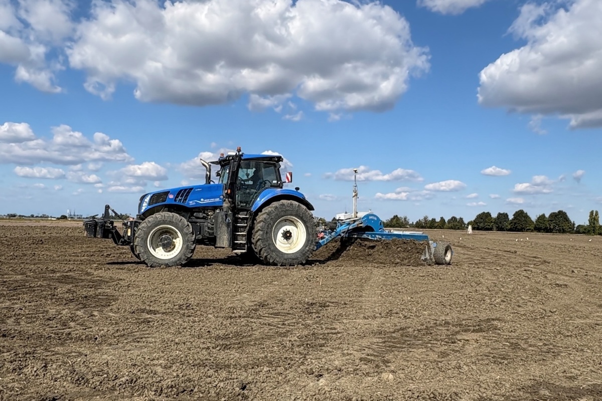 Il livellamento Gps Topcon abbatte i limiti operativi tradizionali, ottimizzando risorse, risultati e redditivit&agrave;